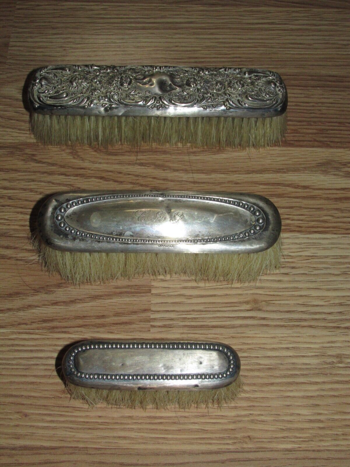 Antique Lot Of 3 Victorian Sterling Silver Brushes Clothes Brush Vanity .925