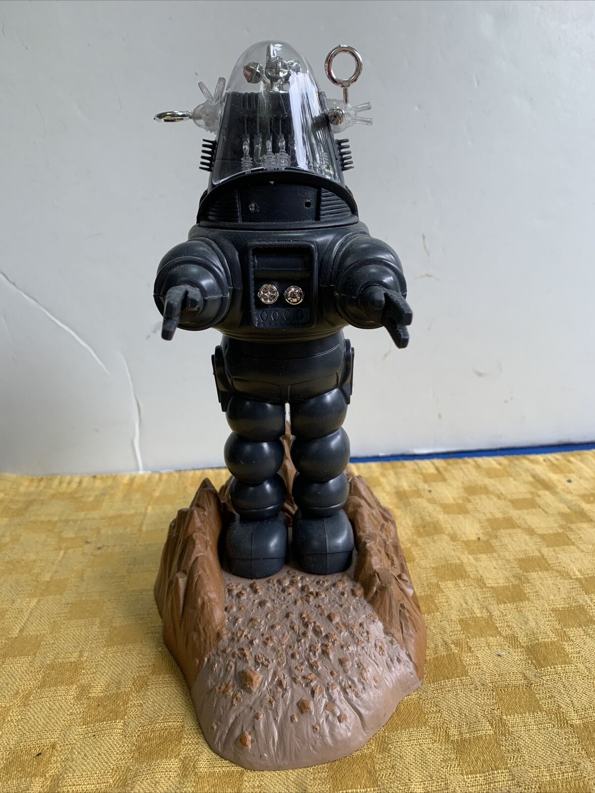 Built Up Robby The Robot From Forbidden Planet - Polar Lights Model